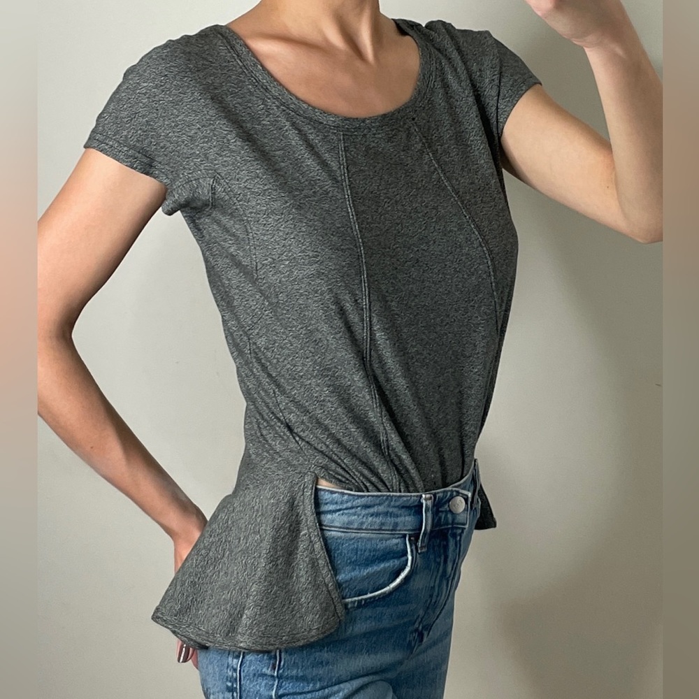 Marc by Marc Jacobs Gray Peplum Top, corset peplum style, Size Small